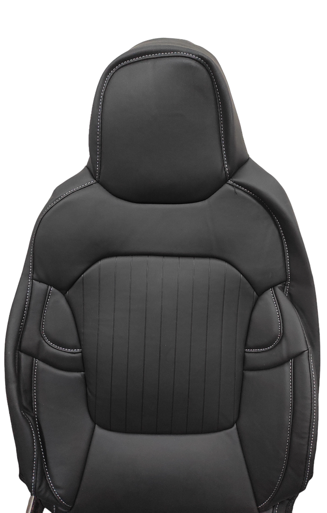 KWID GRILL BLACK STITCH SILVER